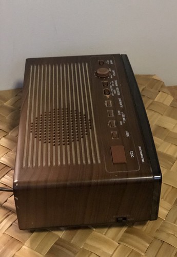 Vintage Panasonic RC-65 AM/FM Alarm Clock Digital Radio - Picture 3 of 9