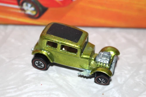 Vintage Hot Wheels Redline 1968 Classic 32 Ford Vicky  Antifreeze / White INT***