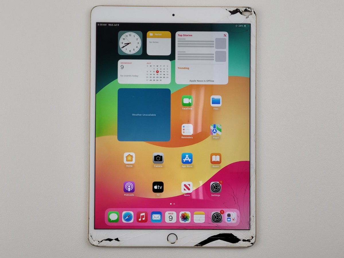 Apple iPad Pro (10.5-inch) (1st Gen.) (A1701) 256GB (Wi-Fi