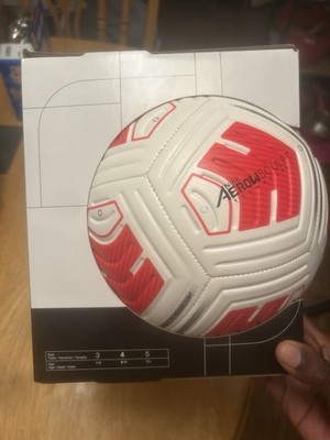 Nike Strike Team Soccer ball/Football Fusion Red Size 4, Ages 9 - 11