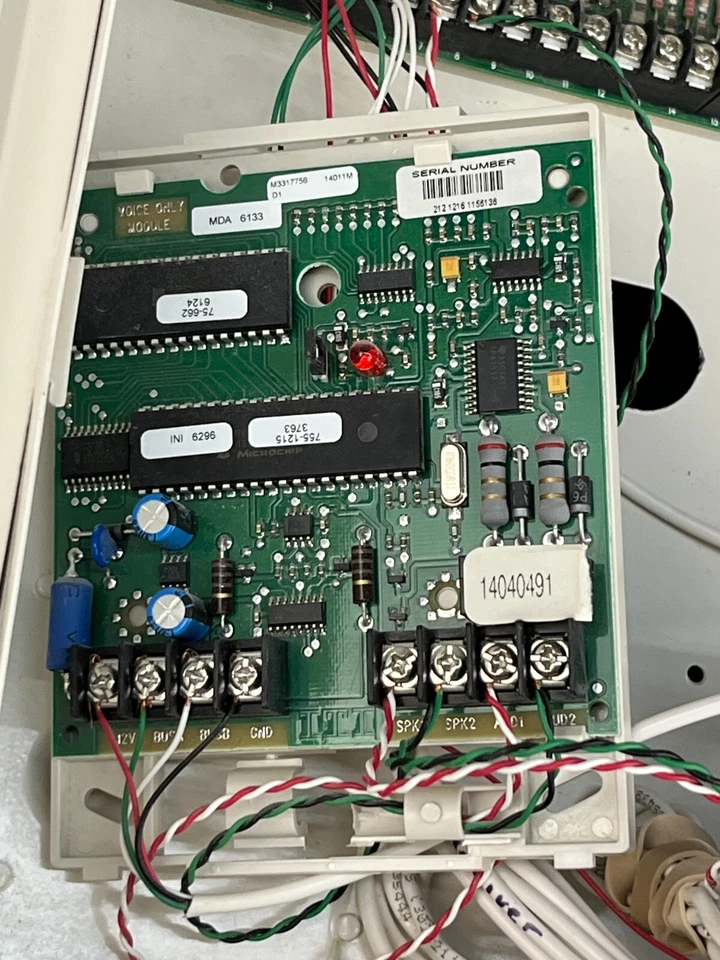ITI/GE/Interlogix Concord 4 Panel + Keypad Zone Module Alarm Kit - Image 4 of 4