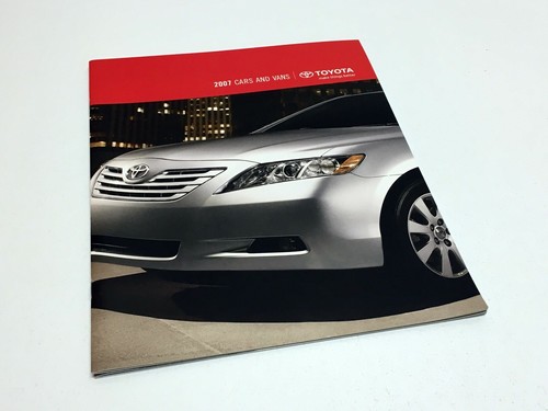  2007 Toyota Prius Matrix Camry Solara Avalon Corolla Yaris Sienna Brochure - 第 1/1 張圖片