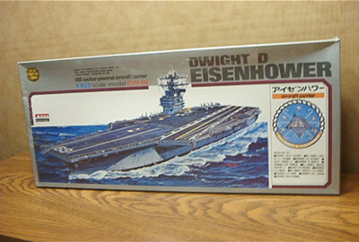 ARII Dwight D Eisenhower USS Nuclear-Powered Aircraft Carrier 1/800 Scl Mdl Kit