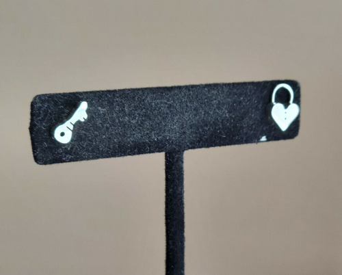 Erick's Sterling Silver Heart and Key Earrings Taxco.925 - Picture 2 of 6