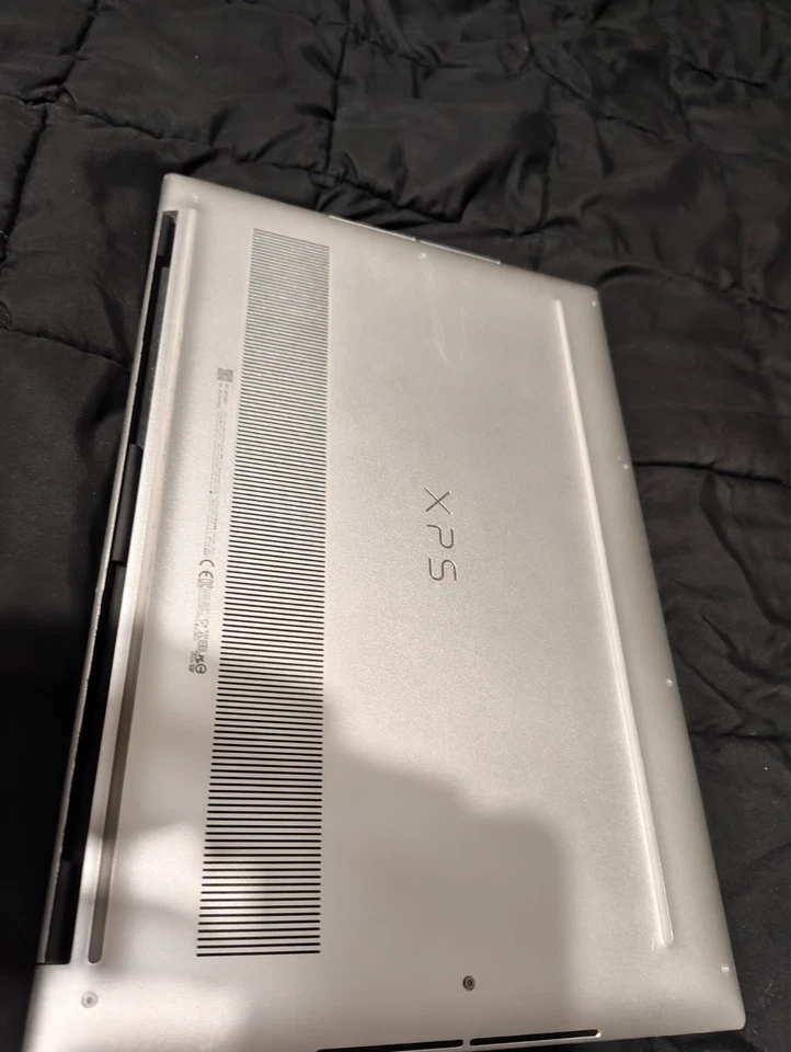 Dell XPS 15 9530 15.6" Full HD+ RTX 4050 Core i7-13700H 32GB RAM 1TB SSD - image 4 of 4