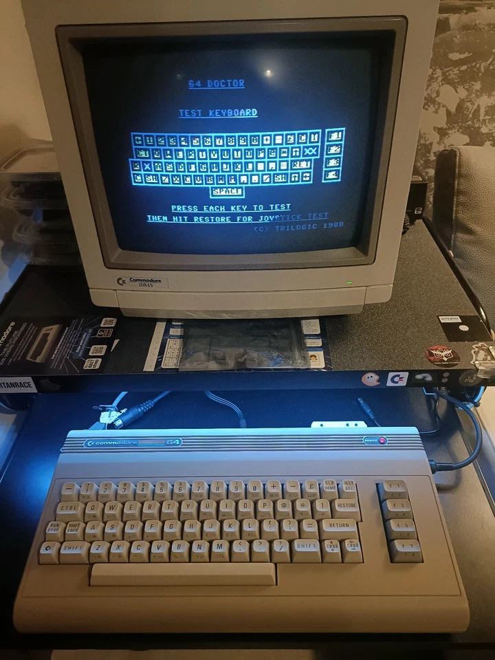 🕹️ Commodore 64 (C64) + PSU, tested & working - Immagine 4 di 4
