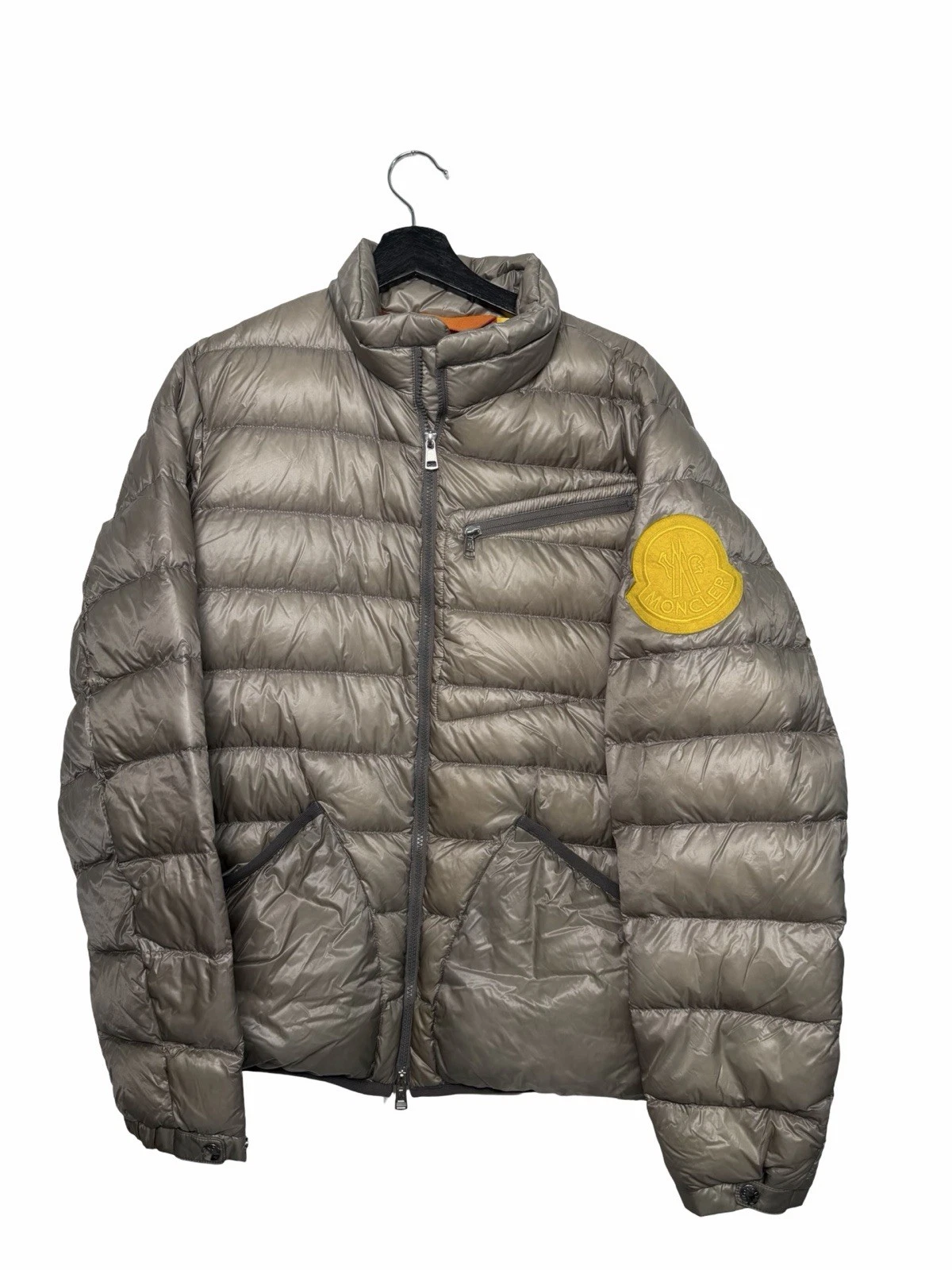 Moncler — Moncler Lian Giubbotto Down Jacket Taupe Gray Men’s Size 5 Authentic