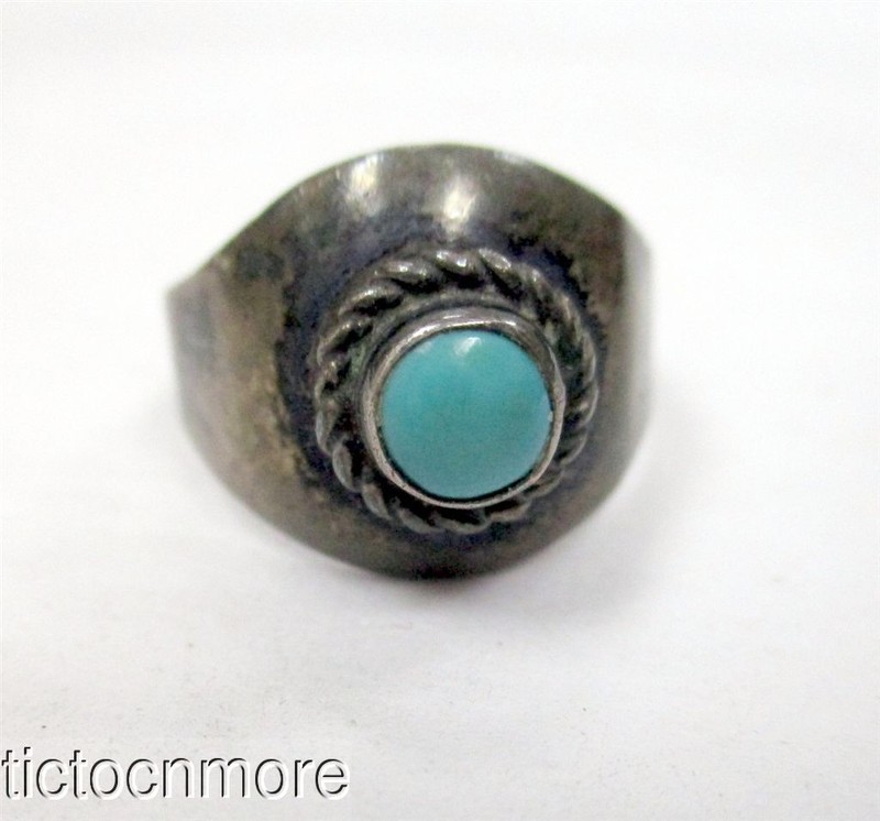 VINTAGE ZUNI INDIAN SNAKE EYE TURQUOISE DOME RING STERLING