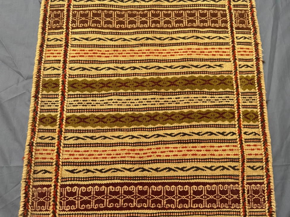 Kilim tribal afgano cálido 2x3 - rayas geométricas crema, granate y oliva - nómada Foto 4 de 4