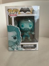 EXCLUSIVE HOT TOPIC DC COMICS BATMAN VS SUPERMAN AQUAMAN #87