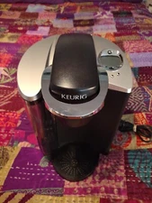 Black Keurig Single Cup Brewing System Coffee Maker Machine Model K60 Used