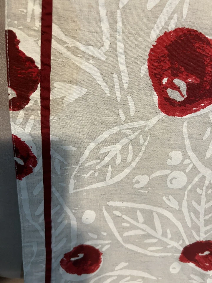Table runner Red Berry cream leaf floral red ribbon 67x14” - Image 2 of 4