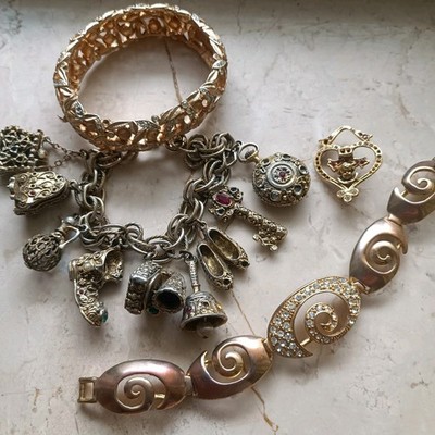 Vintage Jewelry Lot 4 Pc For Repair - Goldette Marvella Bracelet Brooch