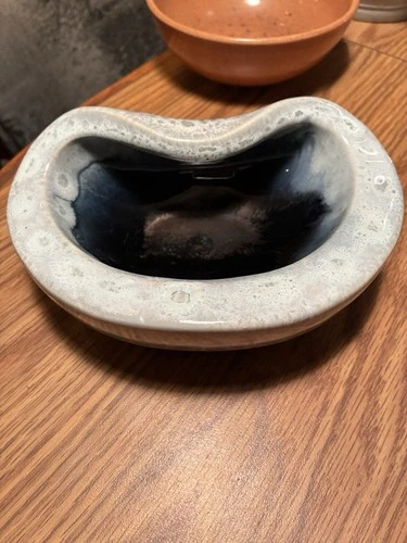 Russel Wright Bauer Pottery  Mid Century Modern Bowl