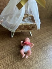 ZURU My Mini Baby Series 1  Bassinet A