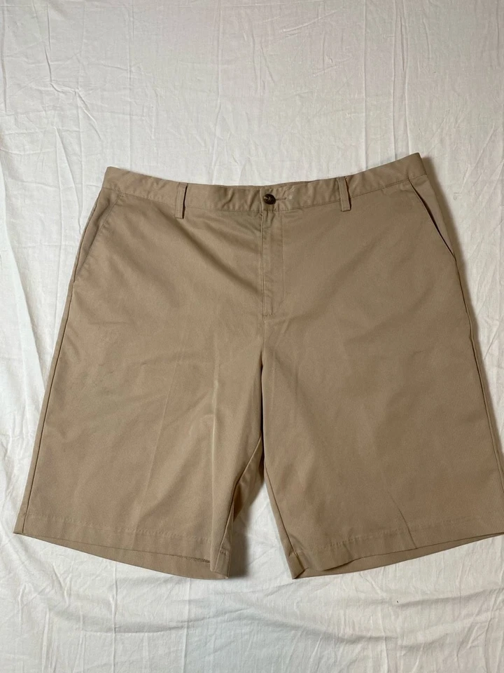 Adidas ClimaLite Men's Performance Golf Chino Shorts Size 40 (1173) - Image 1 of 4