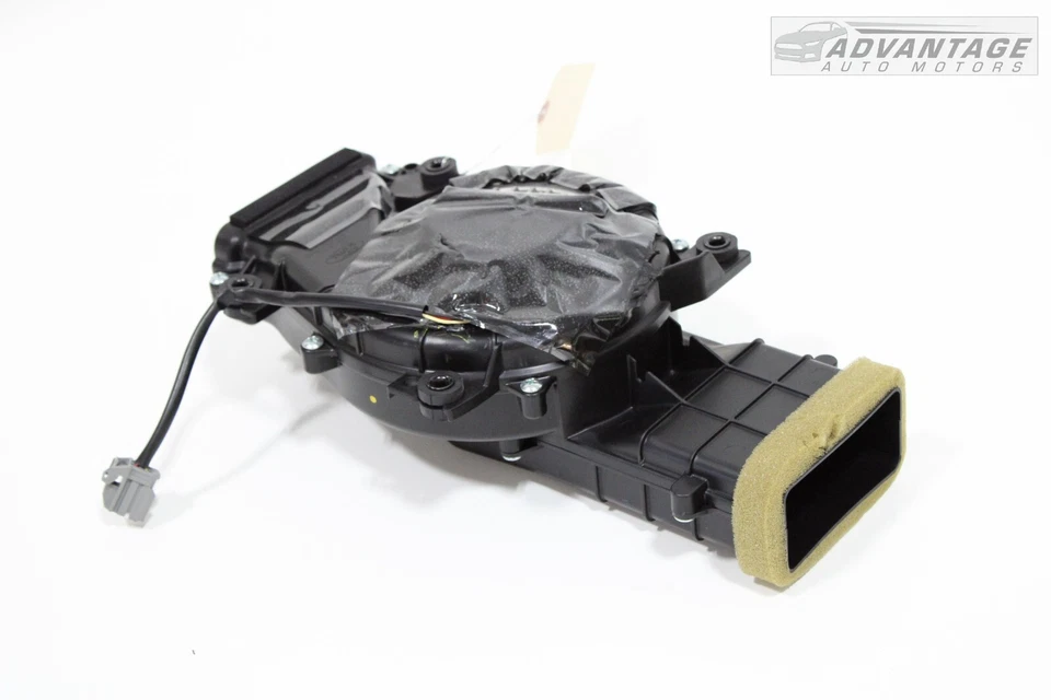 2017-2020 LINCOLN CONTINENTAL REAR CONSOLE HEATER AUXILIARY FAN BLOWER MOTOR OEM - Image 2 of 4