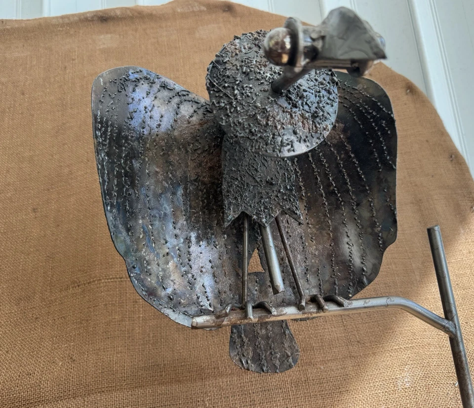 METAL ART  TURKEY BUZZARD SCULPTURE 10" WING SPAN VULTURE SCULPTURE - Image 4 of 4