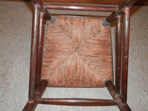 Antique Dutch Spinning Wheel Chair W/ Basket Weave Rush Seat - Picture 11 of 11