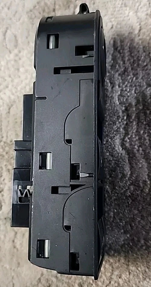 08-09 INTERRUPTOR VENTANA LADO CONDUCTOR IZQUIERDO SATURN ASTRA XR XE OEM  Foto 4 de 4