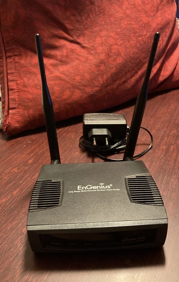 Access point Wi-Fi Engenius ECB300 “USATO” wireless 300N Client Bridge ,no scat - Immagine 2 di 3