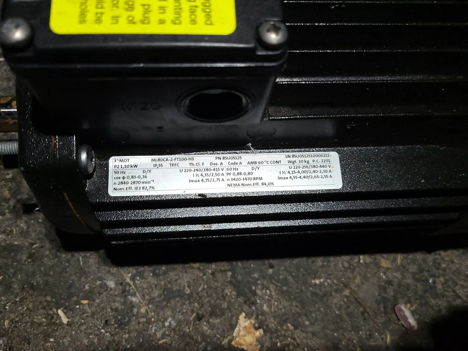  Motor Grundfos ML100Da-2-FT130-H3 Foto 3 de 4