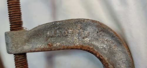 Vintage 2 Rusty C-Clamps Rusty Tools Industrial Decor Farmhouse - Picture 6 of 12