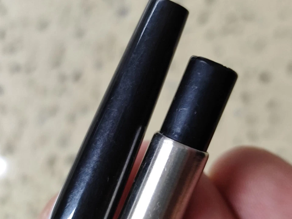 Juego de fuente y bolígrafo PARKER de acero plateado Inglaterra y Francia usado Foto 3 de 4