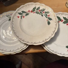 Rare Antique Homer Laughlin Hudson 5 Xmas 9” Dessert/salad Plates Holly Berry
