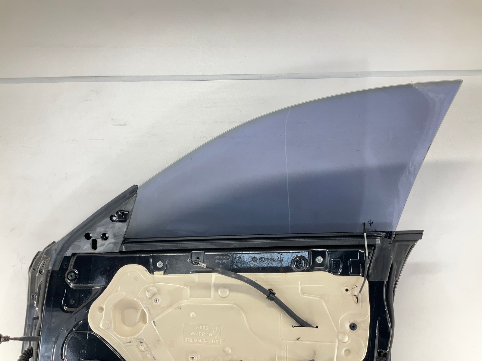 14-17 MASERATI Ghibli Front Right Passenger Door