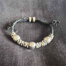Pulsera de cuero trenzado con cuentas de plata de ley; ajustable unisex