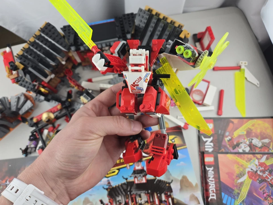 Incomplete LEGO NINJAGO Lot: Monastery of Spinjitzu 70670 71717 Kai's Mech 71707 - Image 4 of 4