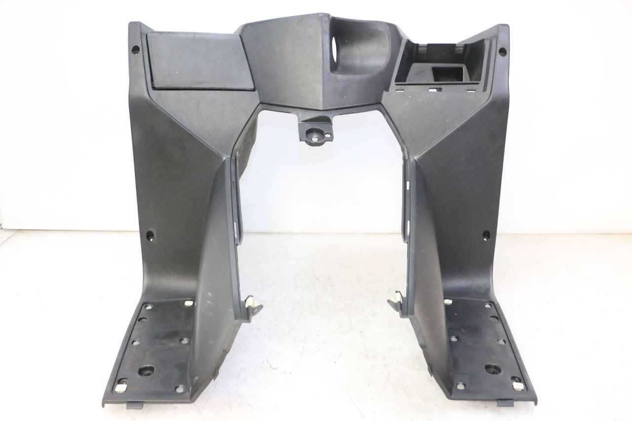 INNER LEGSHIELD - PEUGEOT SATELIS 125 (2013 - 2018)