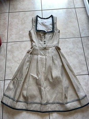Fräulein Julia Trentini Premium Dirndl Gr. 30 Beige Oktoberfest Kleid - Bild 1 von 4