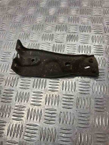 VW PASSAT B6 3C2 Kotflügelhalter vorne rechts 3C0821142 1.98 Petrol 30539029