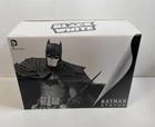Batman Black & White Statue By Rafael Grampa New DC — photo 3