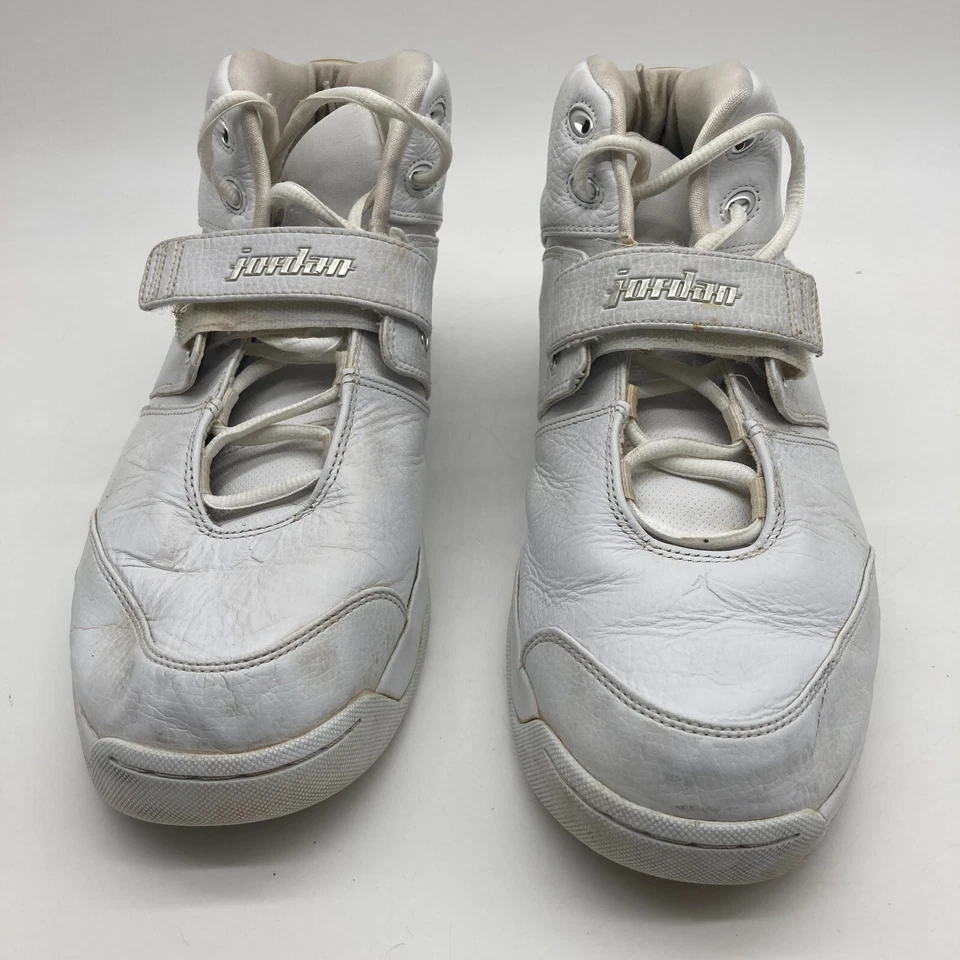 Nike Air Jordan Sneakers Adult 12 High Top 2005 Team Reign White Silver Mens 12 - Image 2 of 4