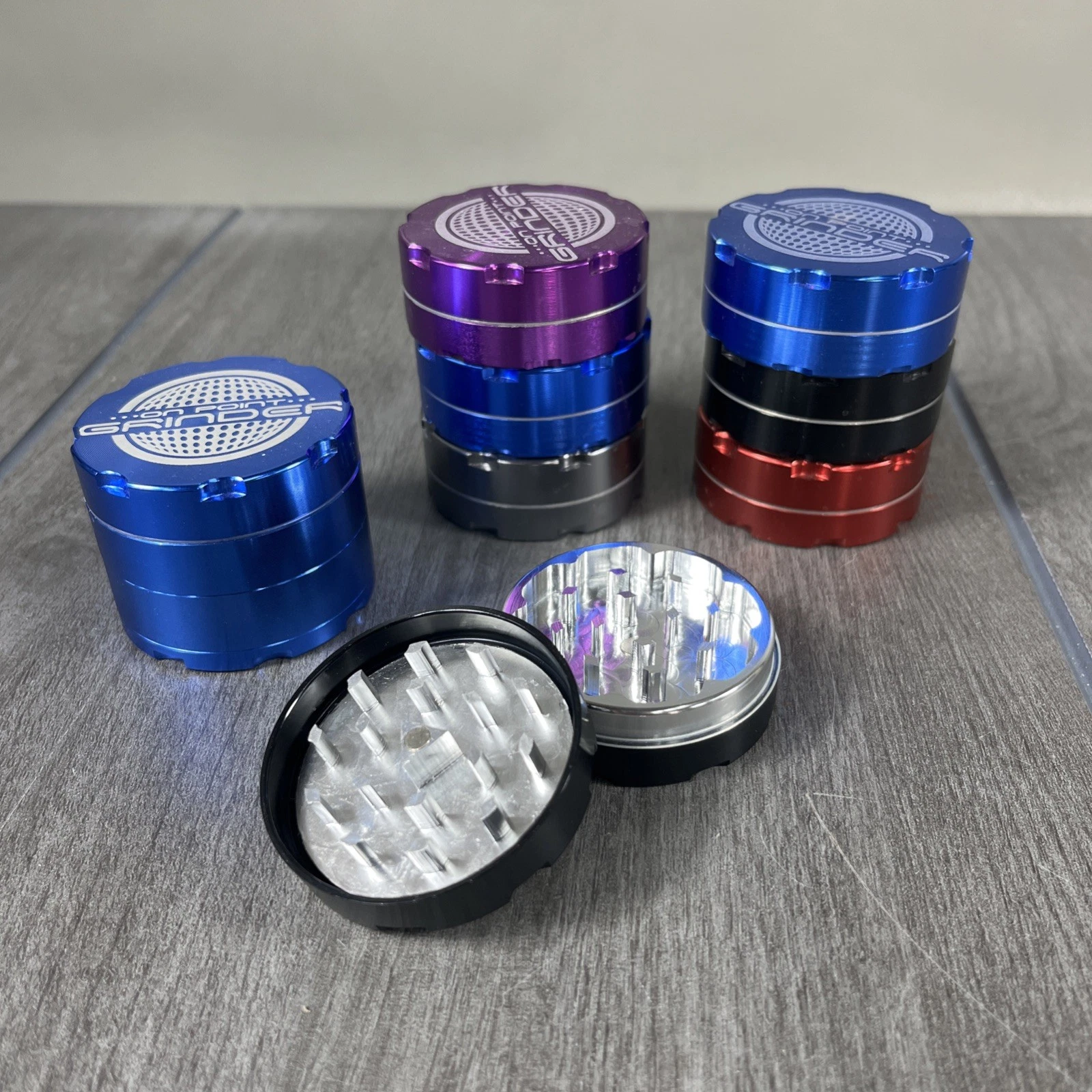 Flower Mill 2" On Point Standard Hand Grinder Herb Spice Tobacco Aluminum Lot
Opens in a new window