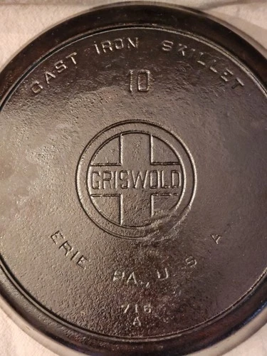 Vintage Griswold Cast Iron #10 Large Block Logo Skillet 716A, Great Condition