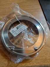 Cal-Mil 1852-4NL 4" Notched Flip Top Lid