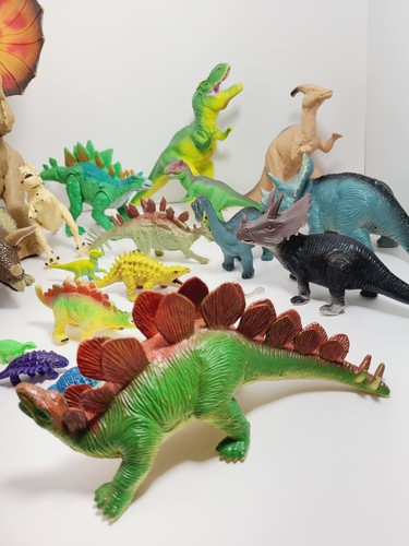 Dinosaur Prehistoric Monster Creature HUGE LOT Plastic Rubber 60's-00's 6lbs - Picture 5 of 10