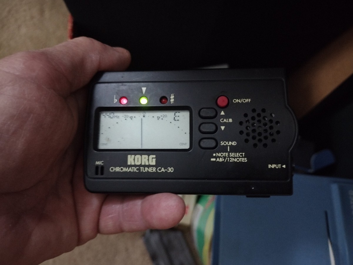 Buskersエレキギター KORG CA-30 クロマチックチューナー 譜面台 Buskersエレキギター KORG CA-30 クロマチックチューナー 譜面台