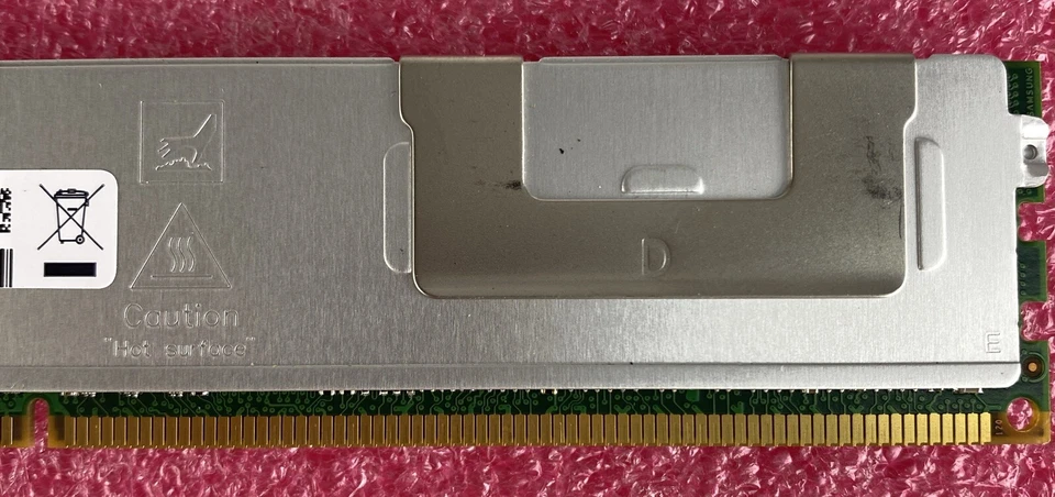 Samsung M393B1K73CHD-CF8 8GB PC3-8500 DDR3-1066MHz ECC Quad Rank Memory - Image 4 of 4