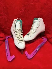Riedell OPAL Ice Skates PO#33276 Model 110W Size 5 White W/Blade Protectors