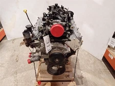 5.3L Engine 363,206 Miles 8th Digit VIN T from 2000 Suburban 1500 9514945
