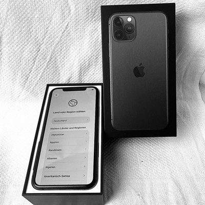 Apple iPhone 11 PRO, SEHR GUT,  100% Batterie, ohne Simlock, inkl. OVP, Graphit
