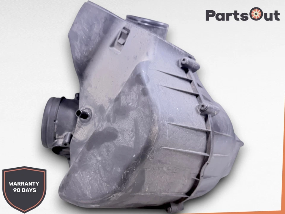 2011-2012 Audi A8 Quattro Right Passenger Side Air Cleaner Filter Box Oem - Image 2 of 4