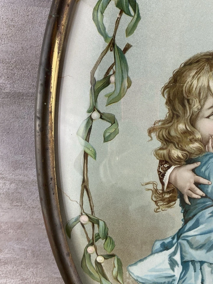 Antiguo marco ovalado de vidrio convexo burbuja de latón de 12” x 19” con impresión Foto 2 de 4