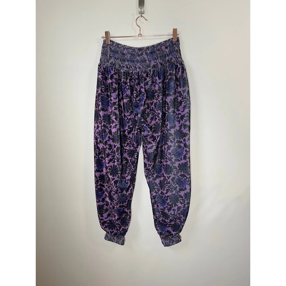 NUEVO Pantalones Globo Terciopelo Free People One Marla Floral Púrpura Talla Mediana Foto 3 de 4