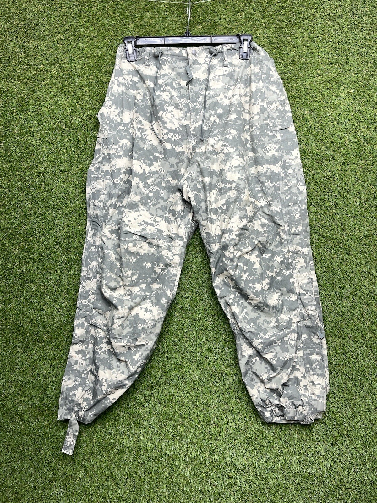 US Army Goretex Pants Waterproof Gen III Ripstop Digital Camo 32x27 Medium Reg